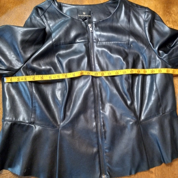 Worthington Women's  Buttery Soft Black Faux Leather Jacket, size 18 - Picture 7 of 11